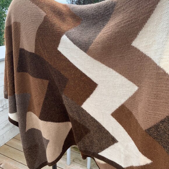 Hand Knit Lagenlook Boho Heavyweight Wool Knit Wrap Cardigan Sweater - Picture 8 of 14